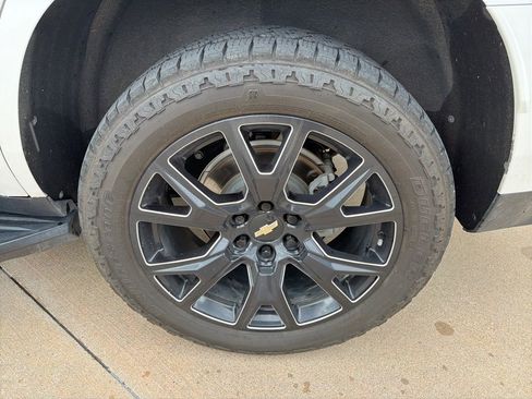 Used 2021 Chevrolet Tahoe High Country AWD/4WD image 8