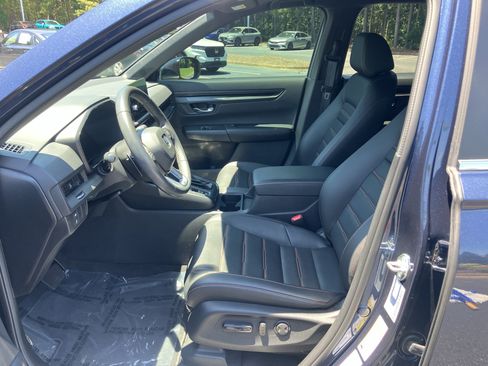 Used 2025 Honda CR-V Sport-L image 16