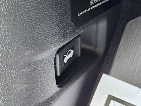 New 2026 Honda Pilot Black Edition image 20