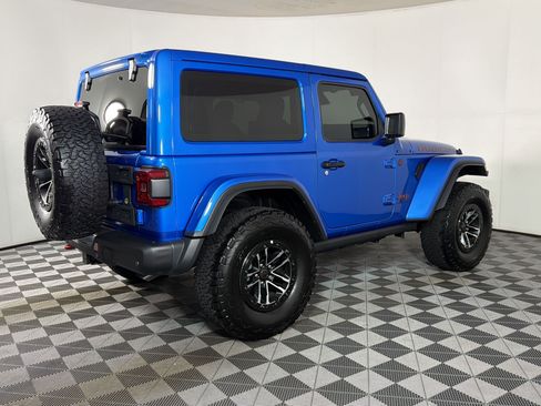 Used 2026 Jeep Wrangler Rubicon AWD/4WD image 7
