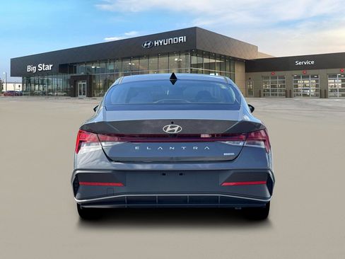 New 2026 Hyundai Elantra Blue FWD image 6