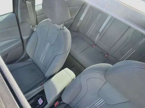 Certified 2025 Hyundai Elantra SEL FWD image 23