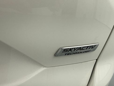 Used 2019 MAZDA CX-5 Touring FWD image 10