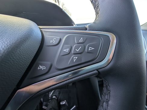 Used 2024 Chevrolet Equinox LT image 19