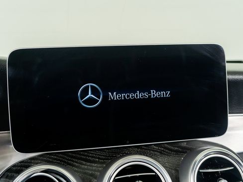 Used 2019 Mercedes-Benz C 300 4MATIC Cabriolet image 32