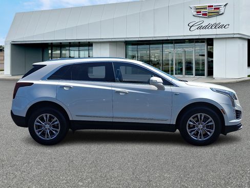 Certified 2022 Cadillac XT5 Premium Luxury AWD/4WD image 6