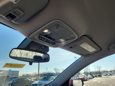 Used 2024 Chevrolet Malibu LT image 30