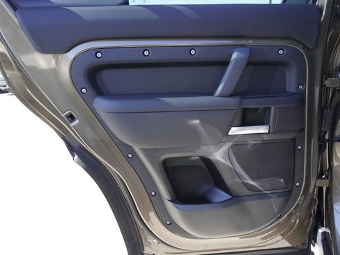 New 2026 Land Rover Defender 110 S AWD/4WD image 28