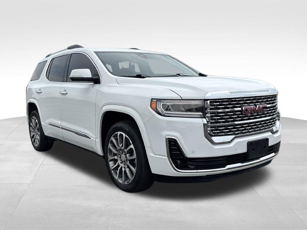 Used 2023 GMC Acadia Denali FWD image 3