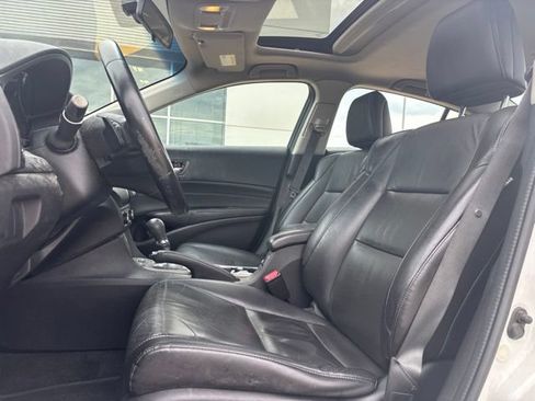 Used 2015 Acura ILX FWD image 16