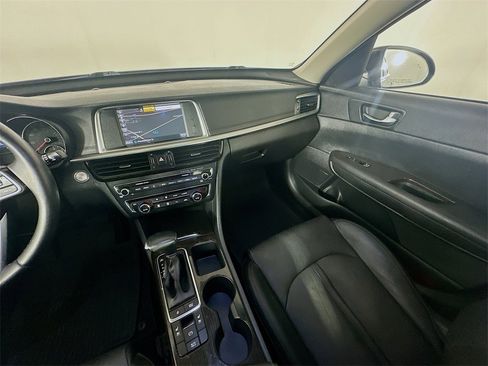 Used 2020 Kia Optima Premium image 11