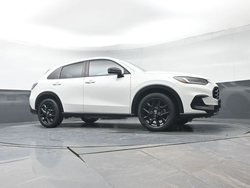 Certified 2023 Honda HR-V Sport image 35