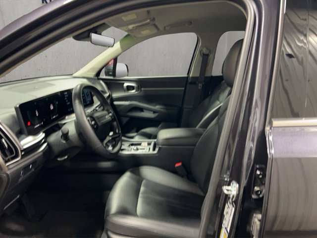 Used 2026 Kia Sorento S AWD/4WD image 3