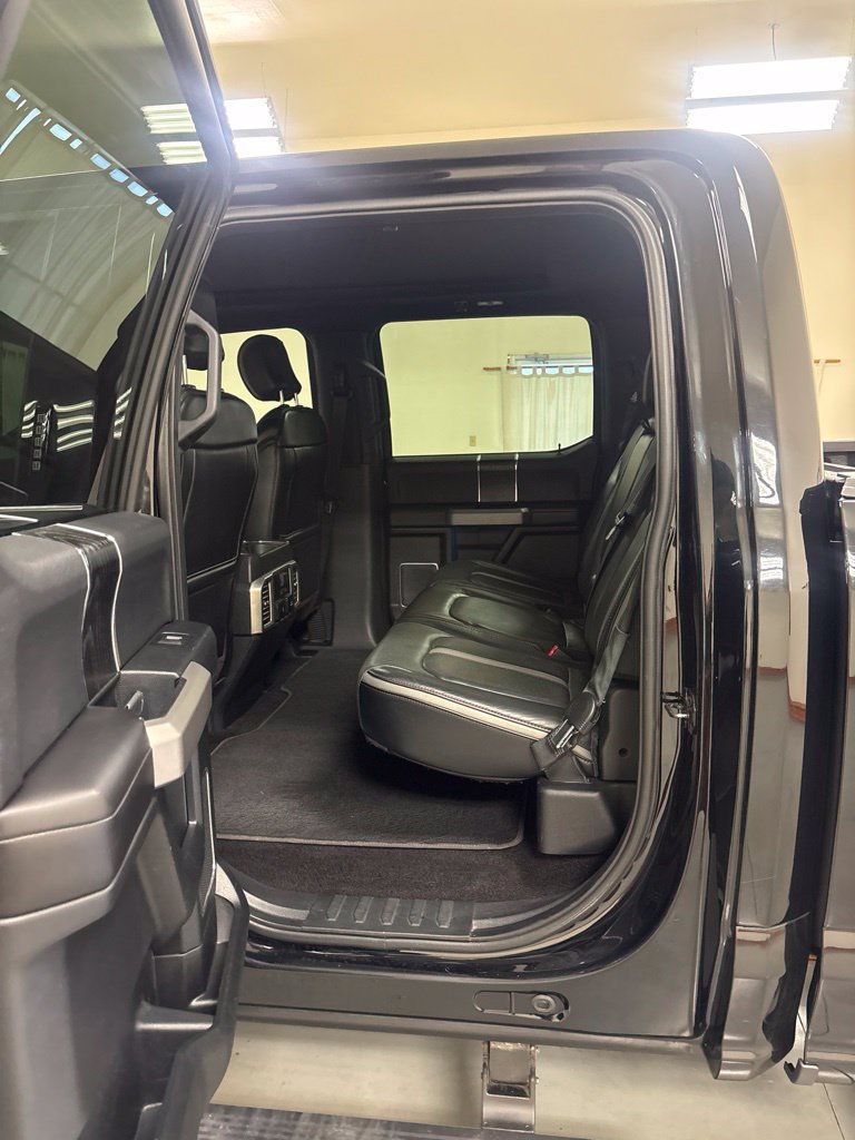 Used 2018 Ford F150 Platinum w/ Equipment Group 701A Luxury AWD/4WD image 23
