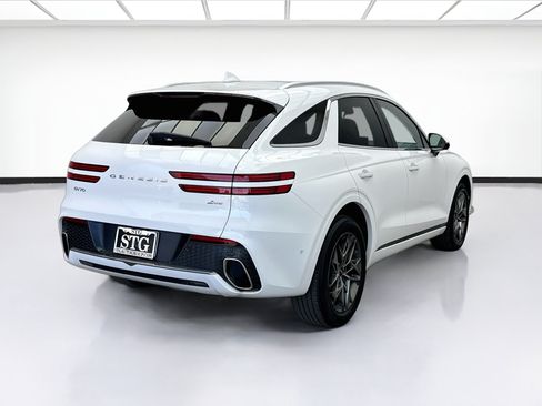 Used 2022 Genesis GV70 2.5T w/ Advanced Package AWD/4WD image 4