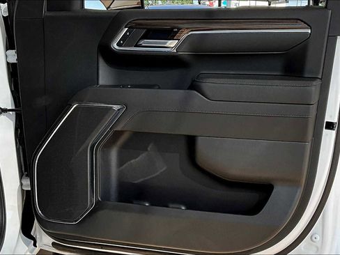 Used 2024 Chevrolet Silverado 1500 RST w/ LPO, Dark Essentials Package image 23