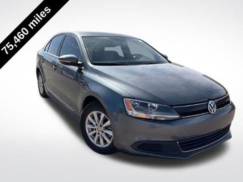 Used 2013 Volkswagen Jetta Hybrid Sedan FWD image 2