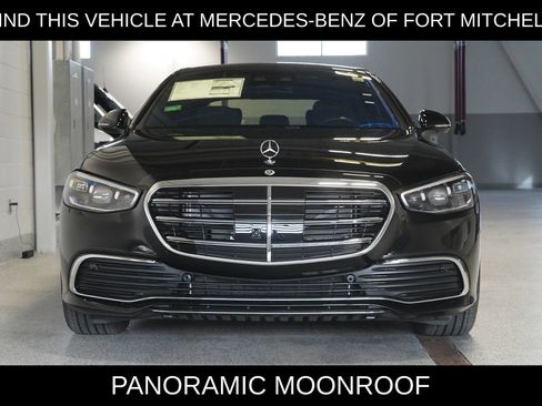 New 2026 Mercedes-Benz S 580e 4MATIC Sedan image 2