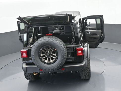 Used 2025 Jeep Wrangler Unlimited Rubicon 392 image 71