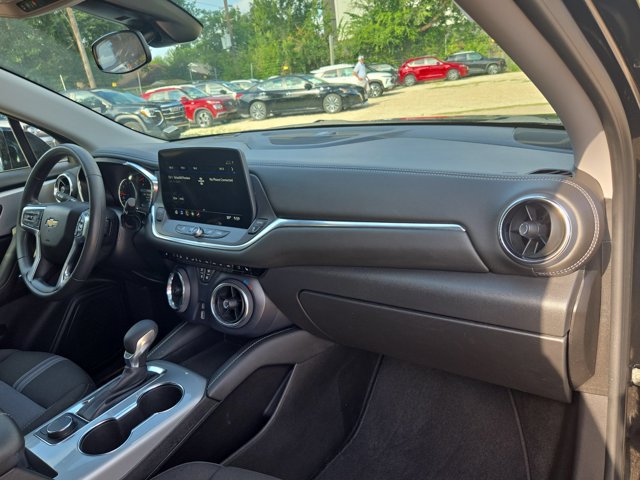 Used 2025 Chevrolet Blazer LT FWD image 27