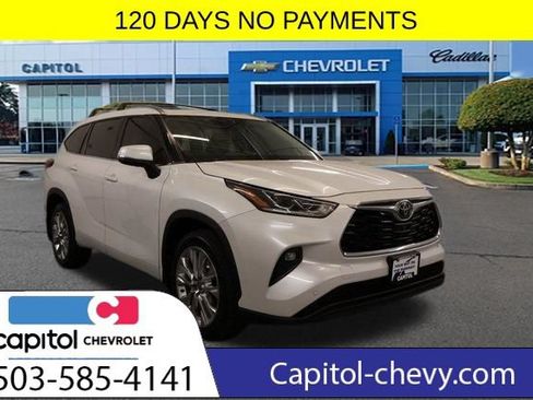 Used 2022 Toyota Highlander Limited AWD/4WD image 1