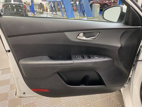 Used 2021 Kia Forte LXS image 23