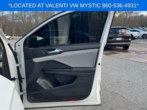 Certified 2023 Volkswagen Taos SEL image 25