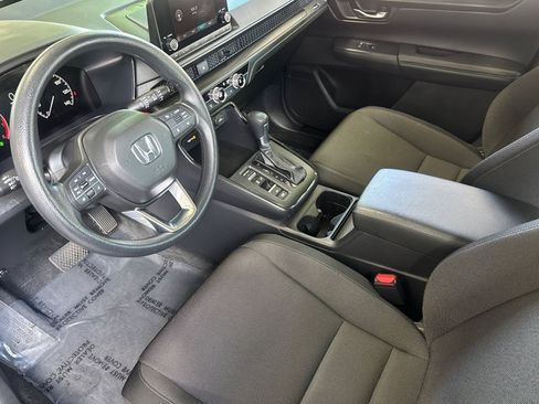 Used 2023 Honda CR-V LX image 4