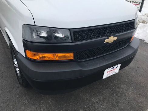 Used 2020 Chevrolet Express 2500 LS image 40