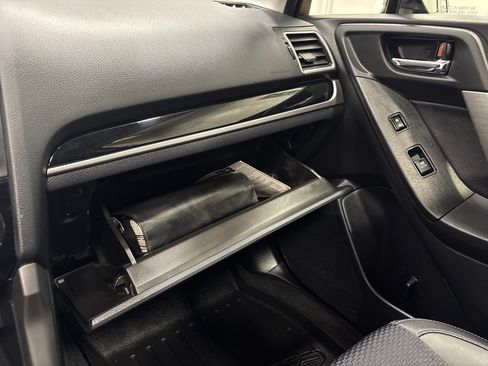 Used 2018 Subaru Forester 2.5i Premium w/ Popular Package #2A AWD/4WD image 25