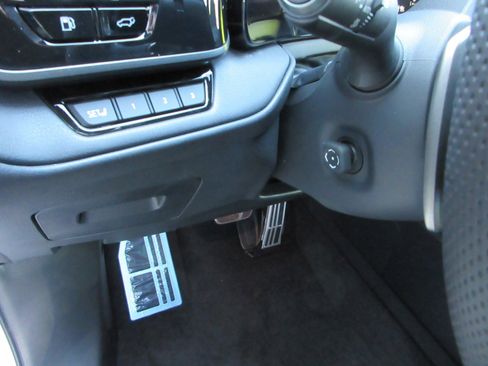 New 2026 Lexus TX 500h AWD image 33