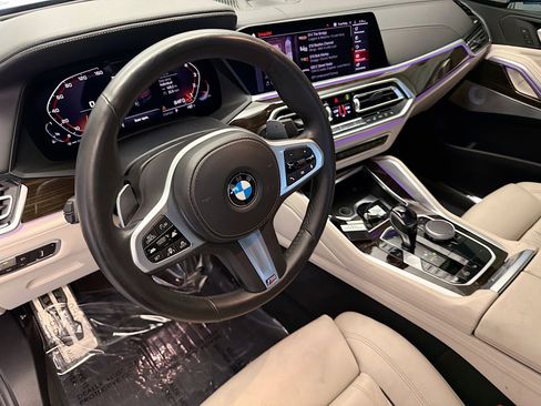 Used 2020 BMW X6 M50i w/ Executive Package image 7