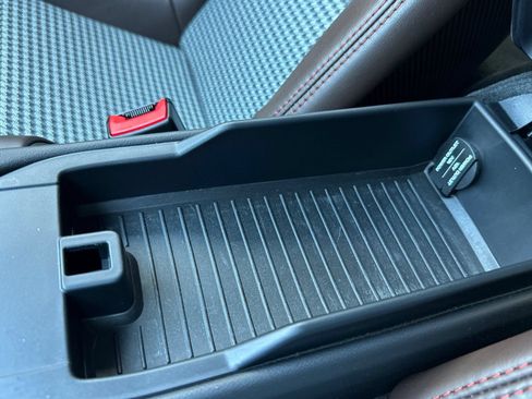 Certified 2016 Porsche 911 R RWD image 23
