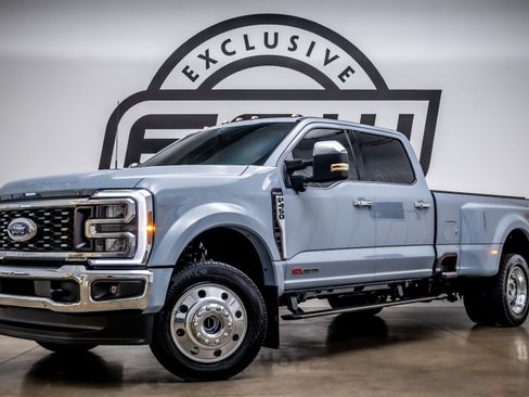 Used 2025 Ford F450 King Ranch w/ Chrome Package image 1