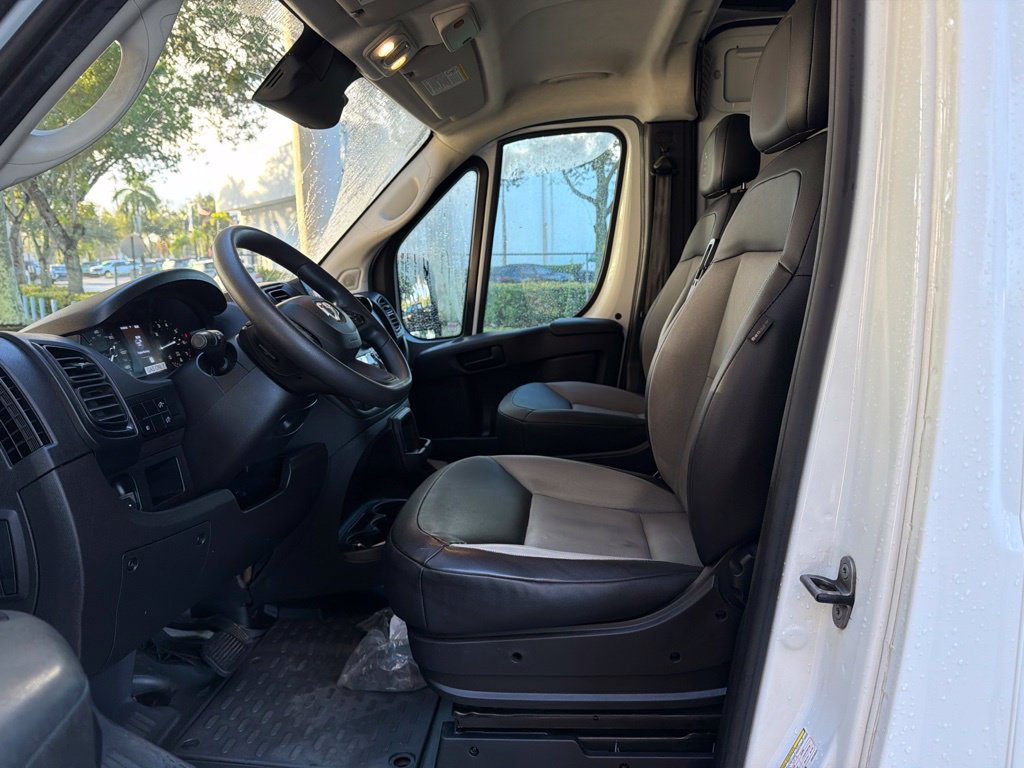 Used 2025 RAM ProMaster 2500 w/ Convenience Group FWD image 6