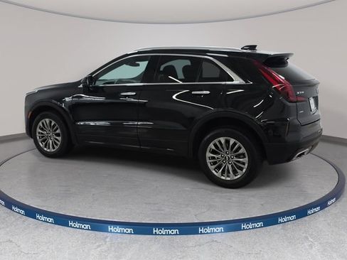 Certified 2025 Cadillac XT4 Premium Luxury AWD/4WD image 7