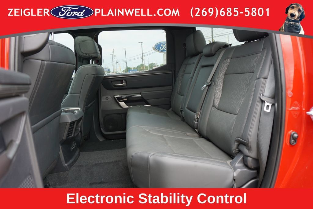 Used 2025 Toyota Tundra Limited AWD/4WD image 9