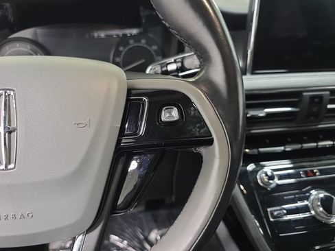 Certified 2022 Lincoln Corsair AWD w/ Premium Package image 15