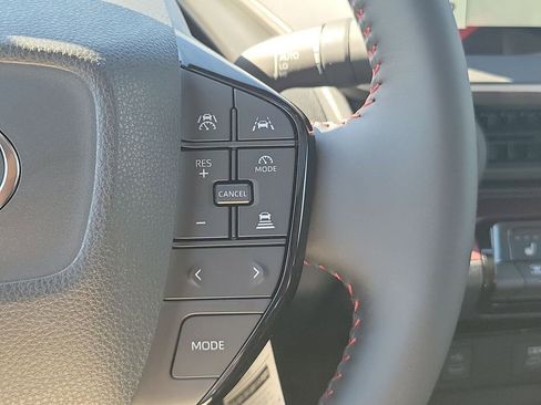 New 2026 Toyota Prius Plug-In Hybrid FWD image 36