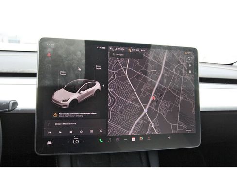 Used 2022 Tesla Model Y Performance AWD/4WD image 17