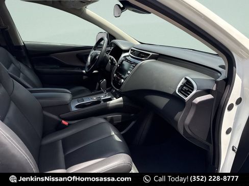 Certified 2023 Nissan Murano SV w/ SV Midnight Edition Package FWD image 19