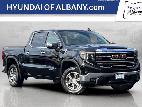 Used 2025 GMC Sierra 1500 SLT image 1