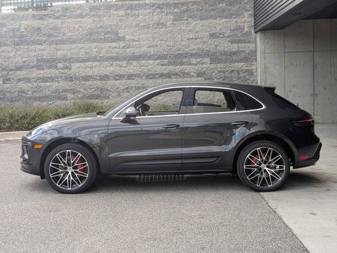 New 2026 Porsche Macan S image 2