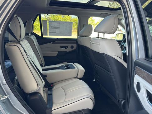 New 2026 Honda Pilot Elite image 11