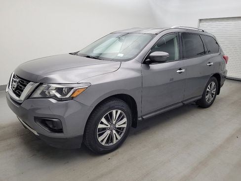 Used 2020 Nissan Pathfinder S AWD/4WD image 2