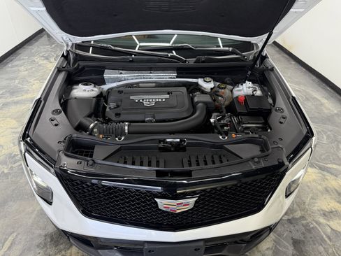 Used 2024 Cadillac XT4 Sport image 28