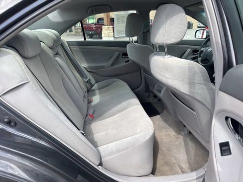 Used 2009 Toyota Camry FWD image 33