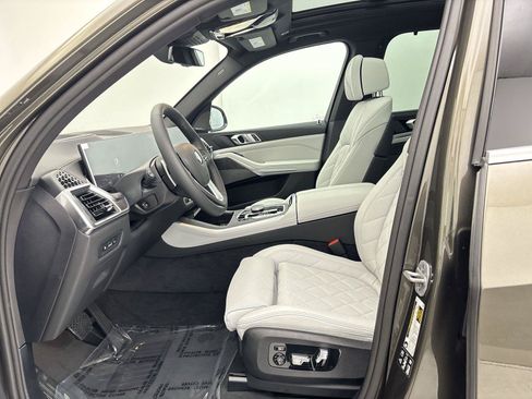 New 2026 BMW X5 xDrive40i AWD/4WD image 25