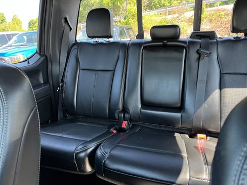 Used 2019 Ford F150 Lariat w/ Trailer Tow Package AWD/4WD image 24
