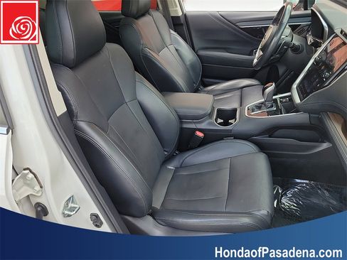 Used 2022 Subaru Outback Limited image 24